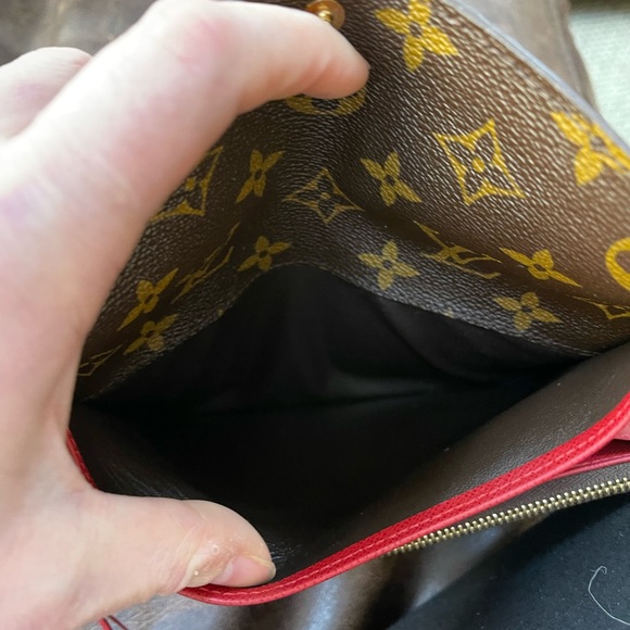 LIKE-NEW Louis Vuitton Monogram Emily Long Bifold Wallet. Date Code - CA3099 - Picture 10 of 16